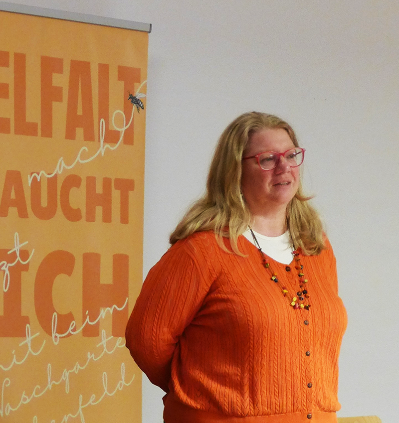 Du betrachtest gerade Wie kann man Artenvielfalt im Garten fördern?